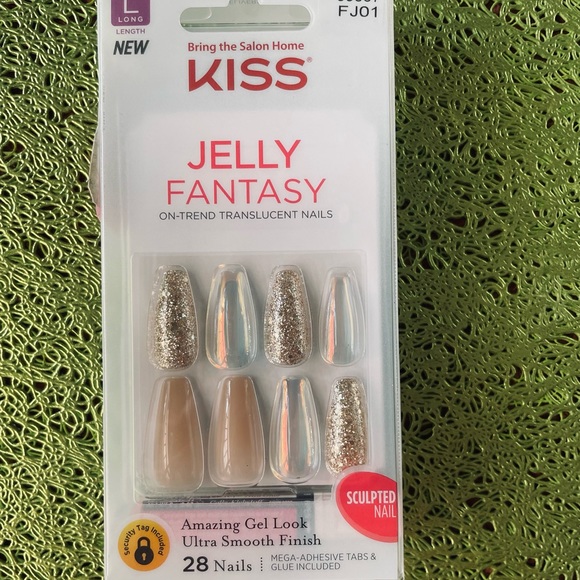 KISS Jelly Fantasy On-Trend Translucent Nails - New in Box - 28 Nails - FJ01 - Picture 2 of 5